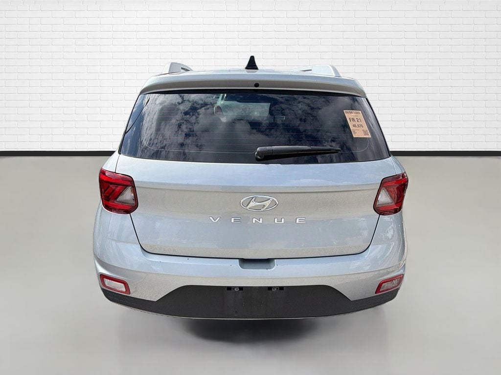 2022 Hyundai Venue SEL