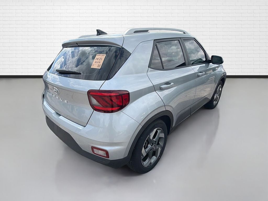 2022 Hyundai Venue SEL