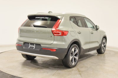 2024 Volvo XC40 B5 Plus Bright Theme