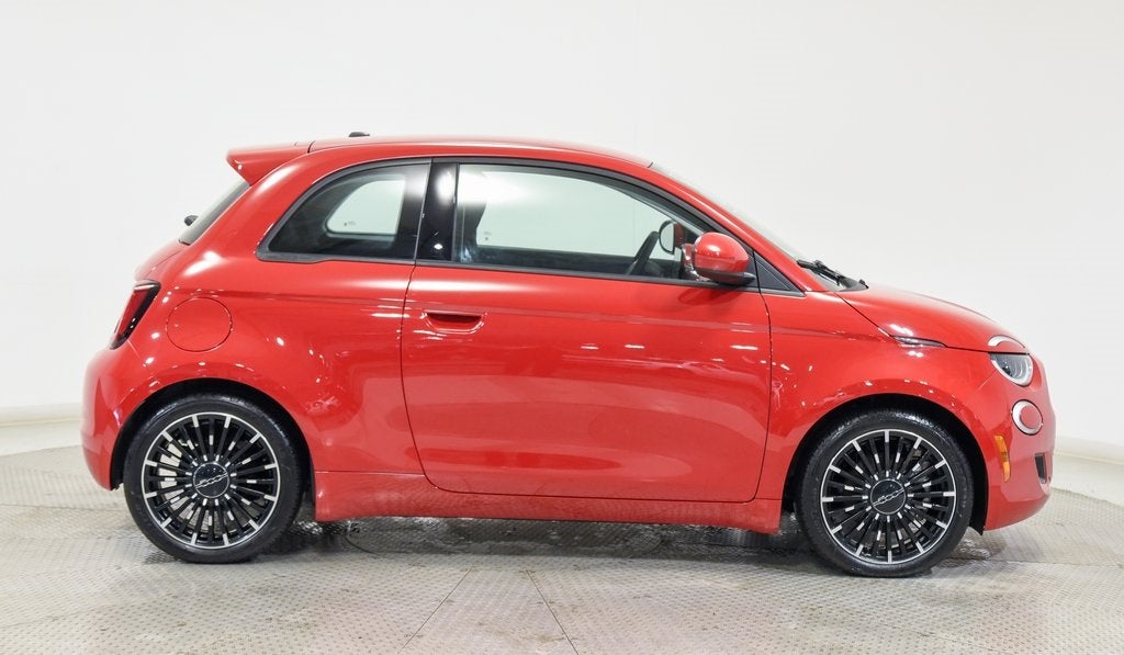 2024 FIAT 500e Battery Electric