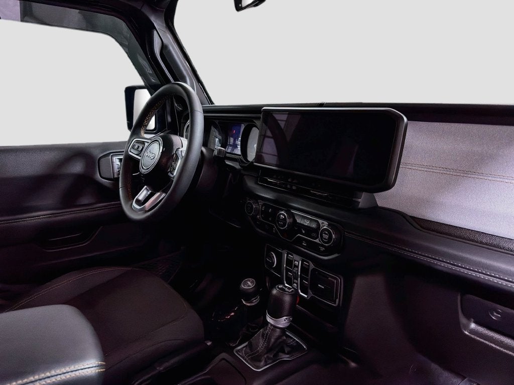 2024 Jeep Wrangler Sahara 4xe