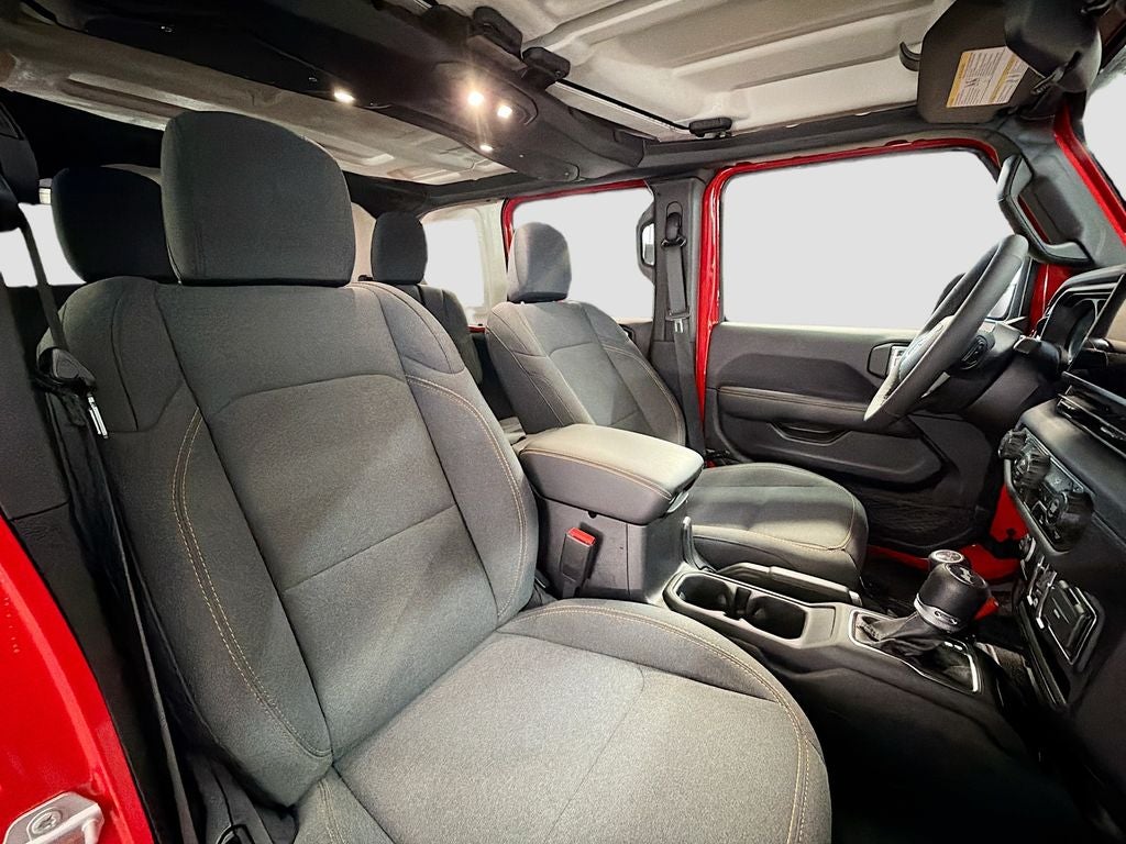 2025 Jeep Wrangler Sahara 4xe