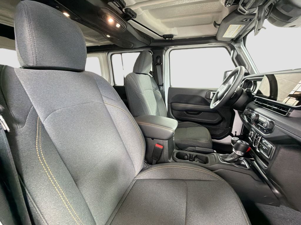 2025 Jeep Wrangler Sahara 4xe
