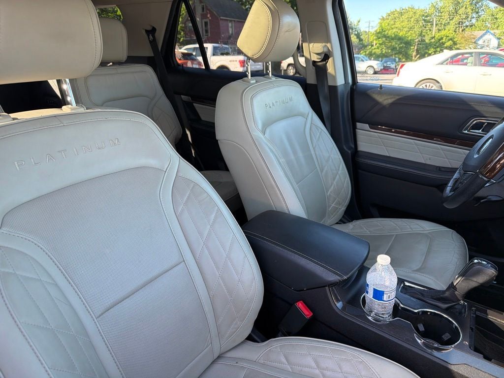 2017 Ford Explorer Platinum