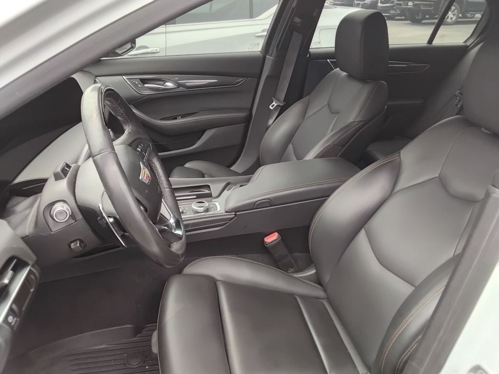 2025 Cadillac CT5 Sport