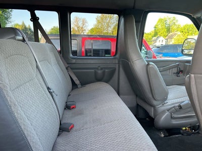 2018 Chevrolet Express 3500 LT Passenger