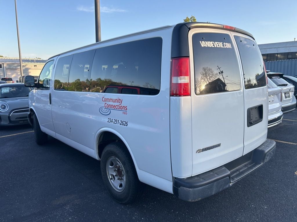 2018 Chevrolet Express 3500 LT Passenger