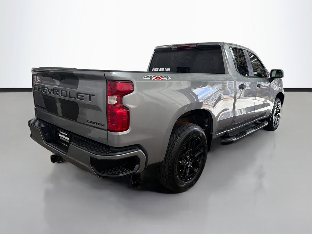 2023 Chevrolet Silverado 1500 Custom