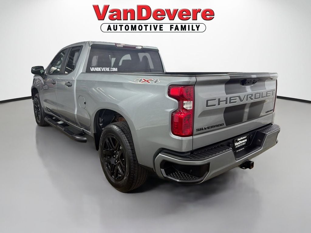 2023 Chevrolet Silverado 1500 Custom