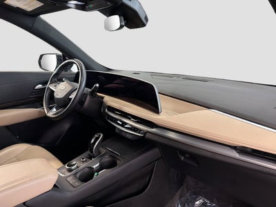 2025 Cadillac XT4 Premium Luxury