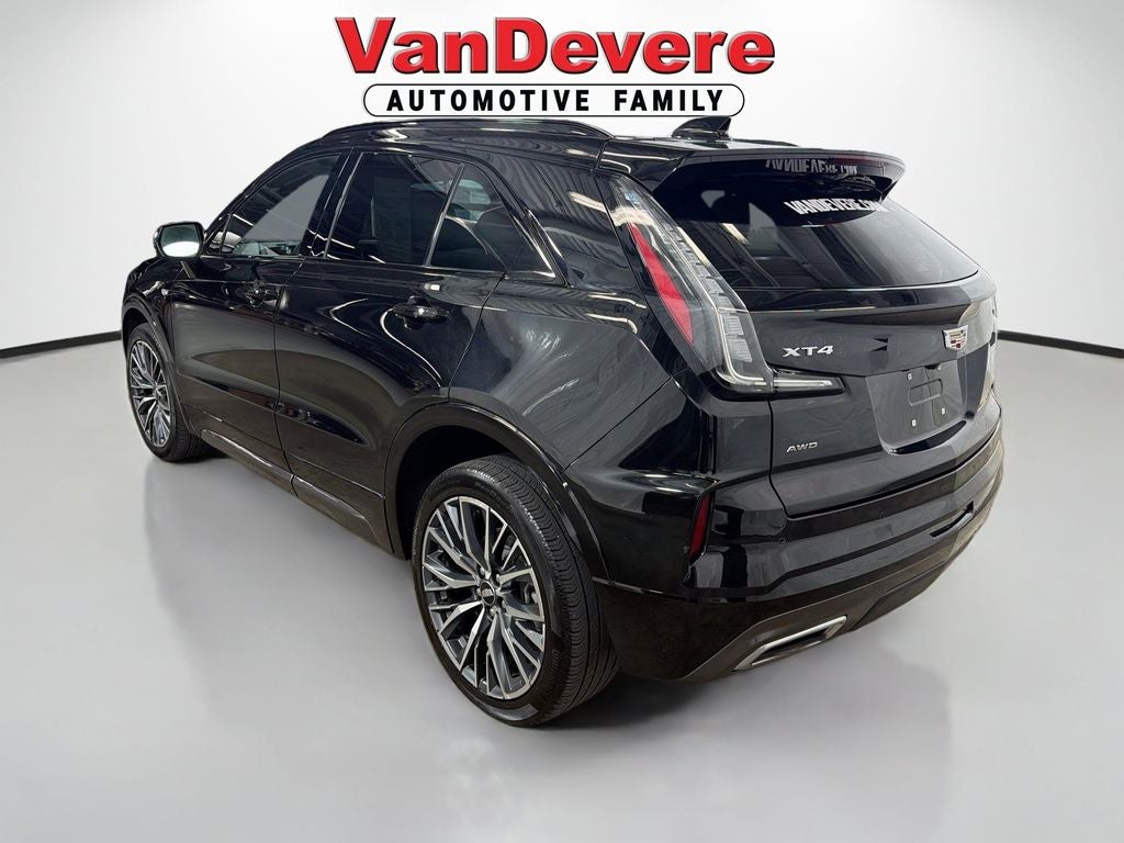 2024 Cadillac XT4 Sport