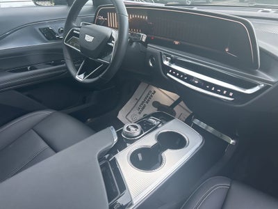 2024 Cadillac LYRIQ Tech