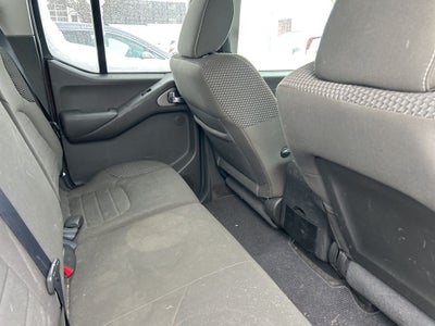 2014 Nissan Frontier Base