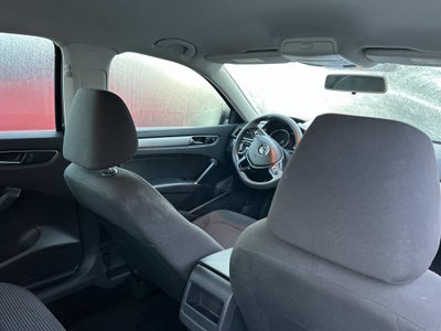 2016 Volkswagen Passat Base