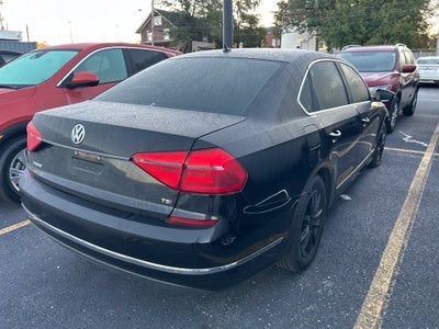 2016 Volkswagen Passat Base