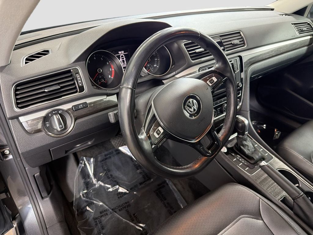 2018 Volkswagen Passat Base