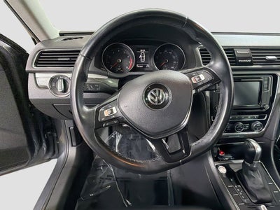 2018 Volkswagen Passat Base