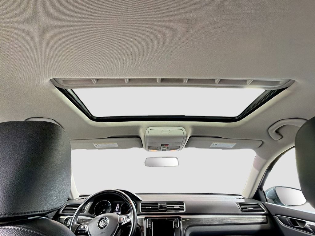 2018 Volkswagen Passat Base