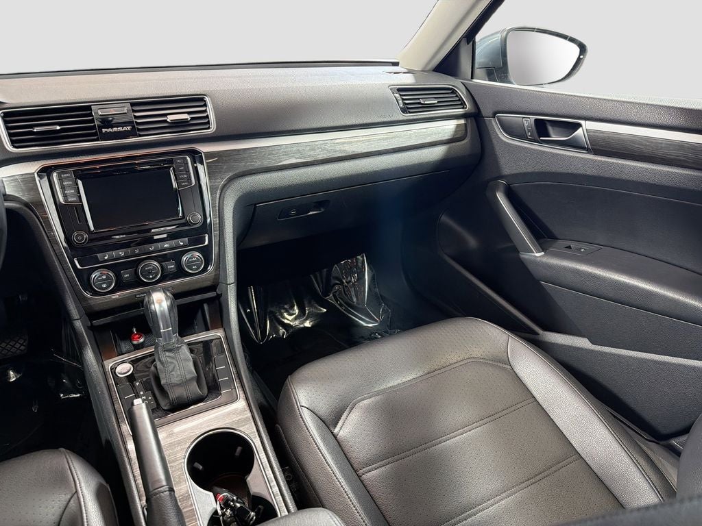 2018 Volkswagen Passat Base