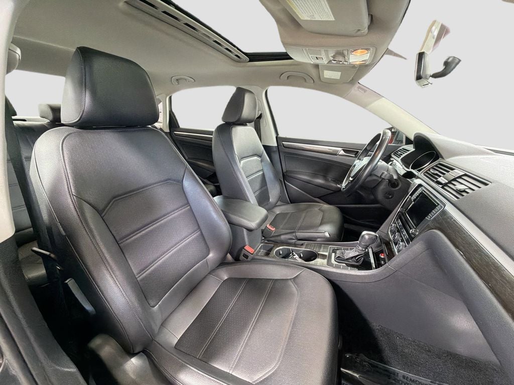 2018 Volkswagen Passat Base