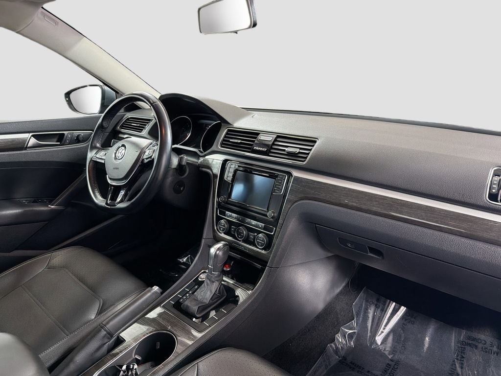 2018 Volkswagen Passat Base