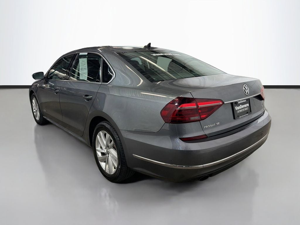2018 Volkswagen Passat Base