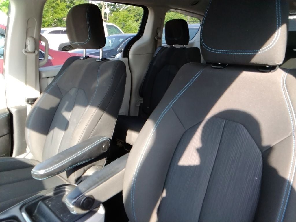 2021 Chrysler Pacifica Touring