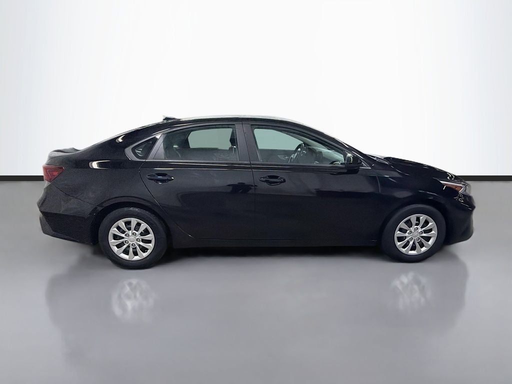 2023 Kia Forte LX