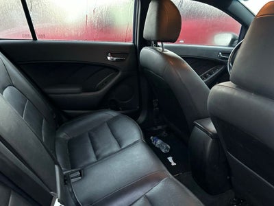 2017 Kia Forte5 SX