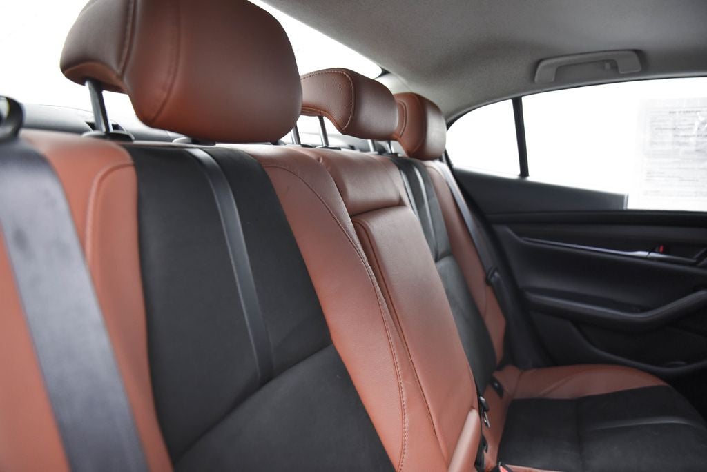 2024 Mazda Mazda3 2.5 Carbon Turbo