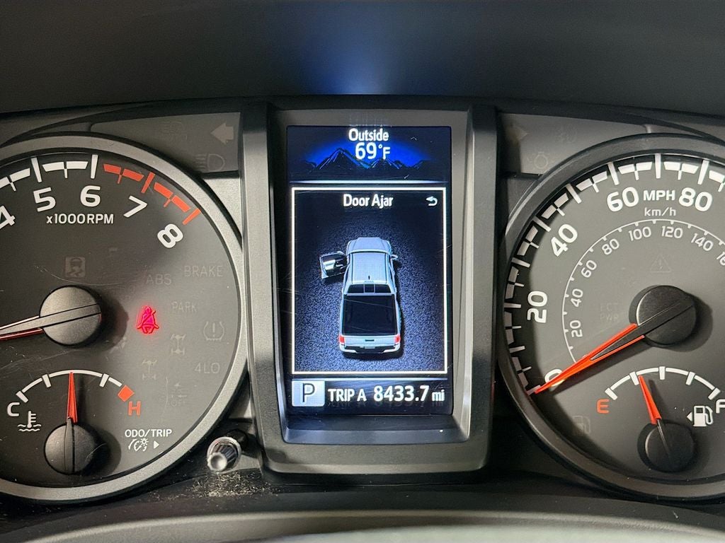 2023 Toyota Tacoma SR V6