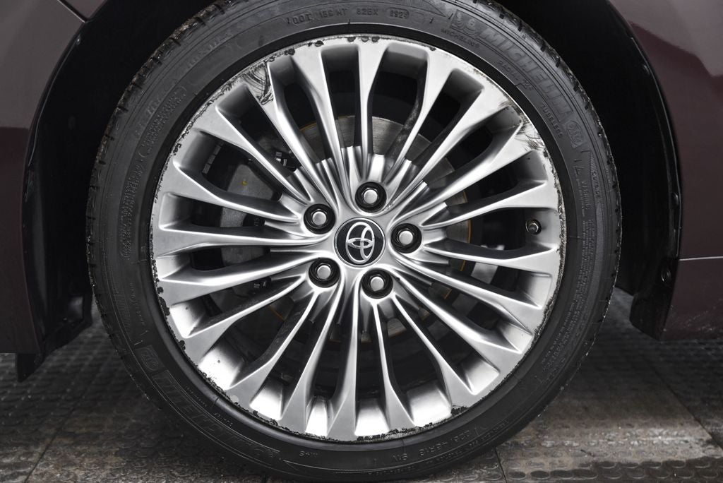 2018 Toyota Avalon Base