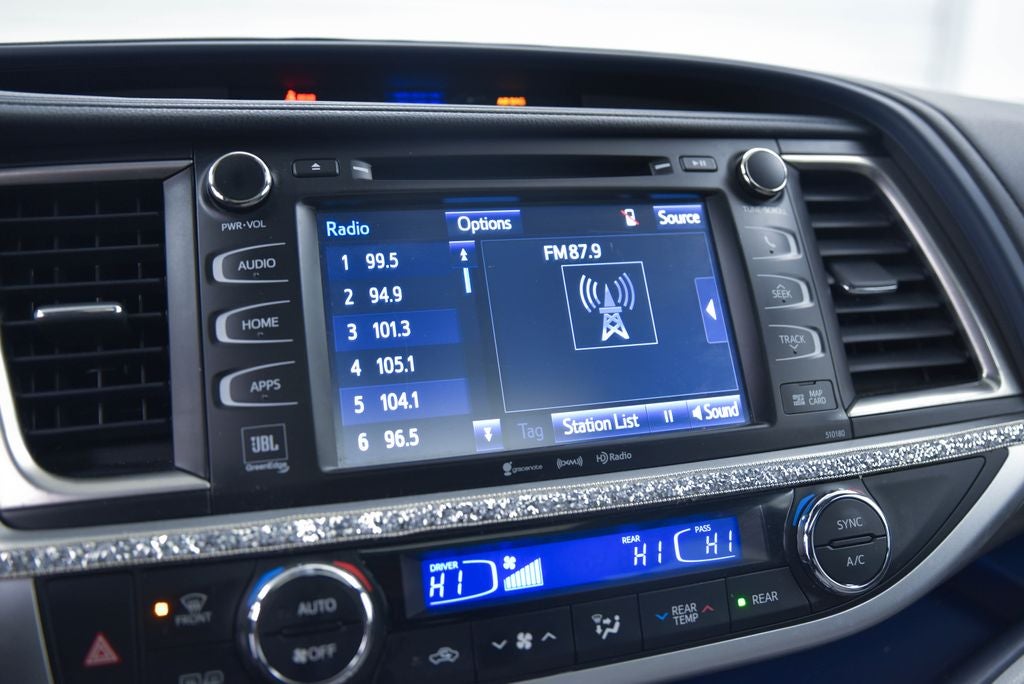 2018 Toyota Highlander Base