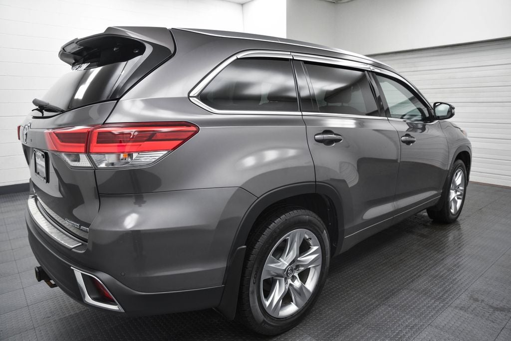 2018 Toyota Highlander Base