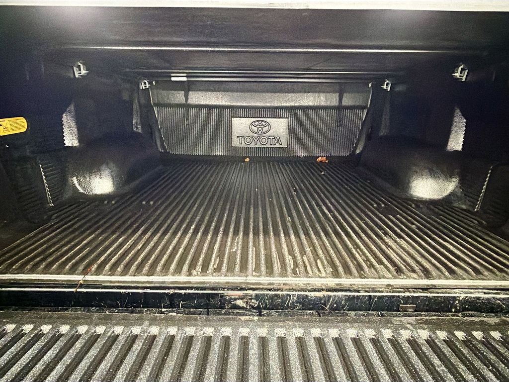 2016 Toyota Tundra SR5 5.7L V8