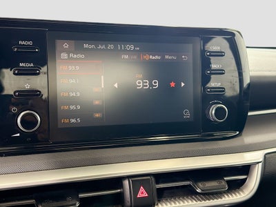 2022 Kia K5 LX
