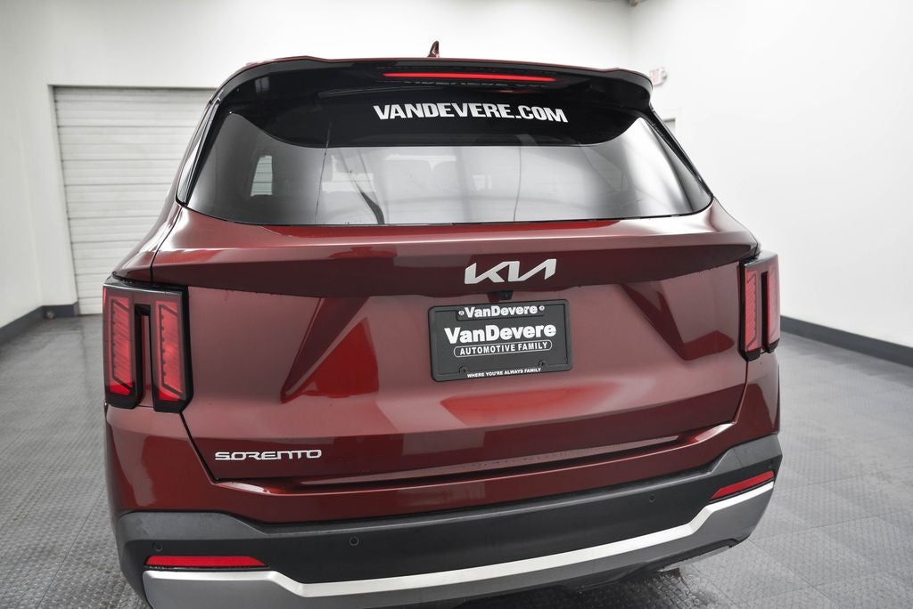 2025 Kia Sorento S