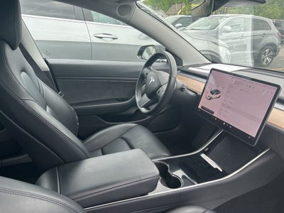 2019 Tesla Model 3 Base