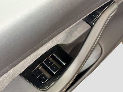 2019 Tesla Model 3 Base