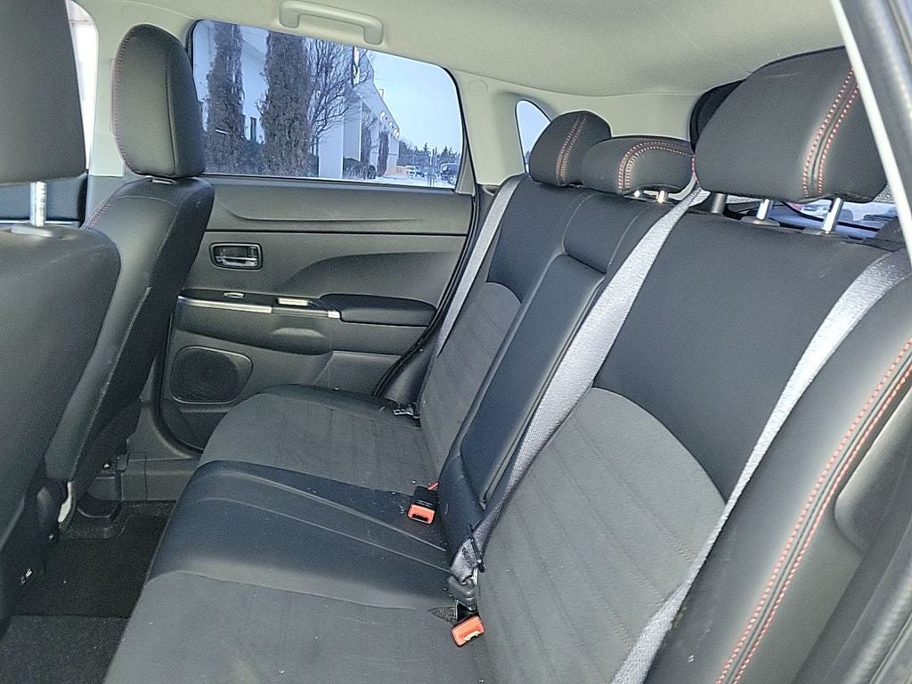 2025 Mitsubishi Outlander Sport 2.0 SE