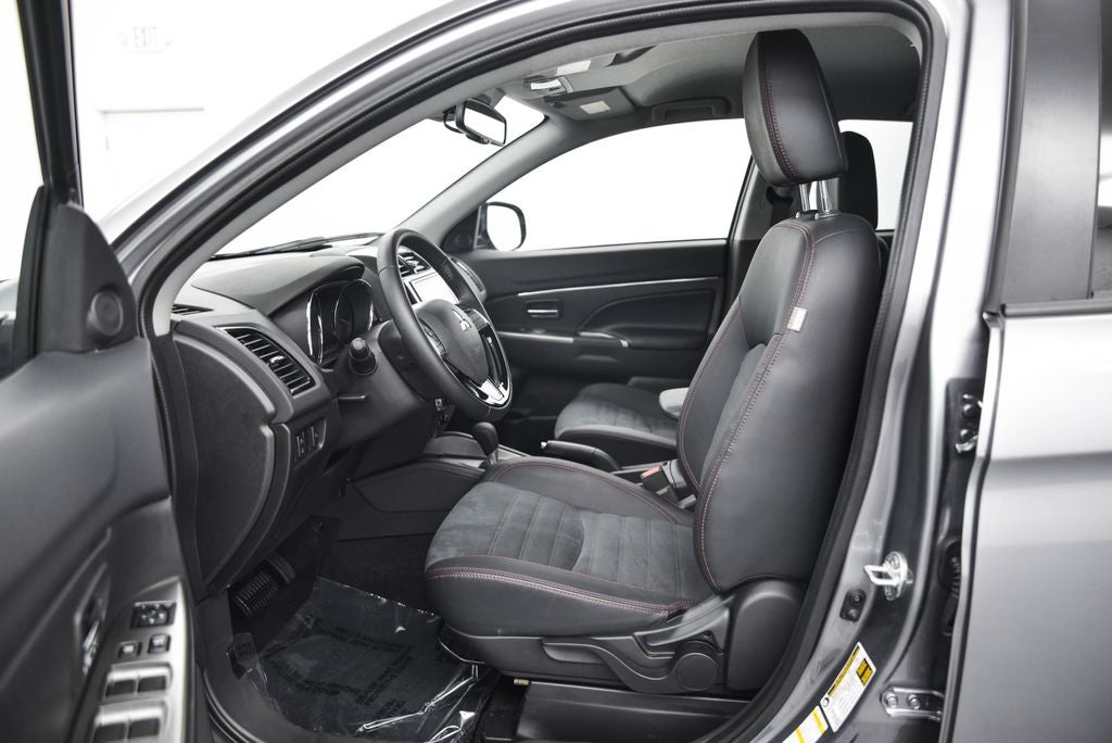 2025 Mitsubishi Outlander Sport 2.0 SE