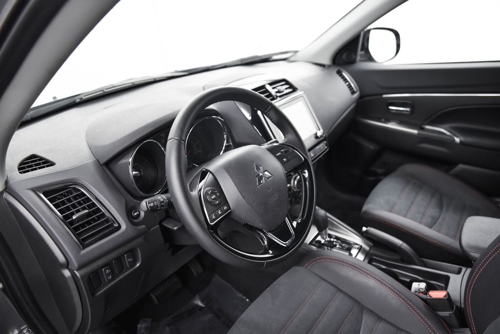 2025 Mitsubishi Outlander Sport 2.0 SE