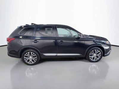 2018 Mitsubishi Outlander SE