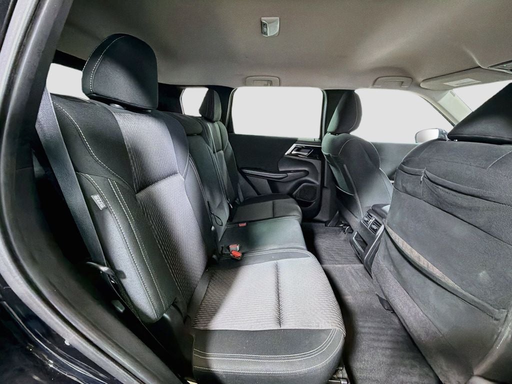 2022 Mitsubishi Outlander ES