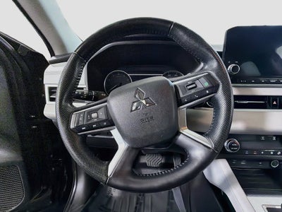 2022 Mitsubishi Outlander SEL
