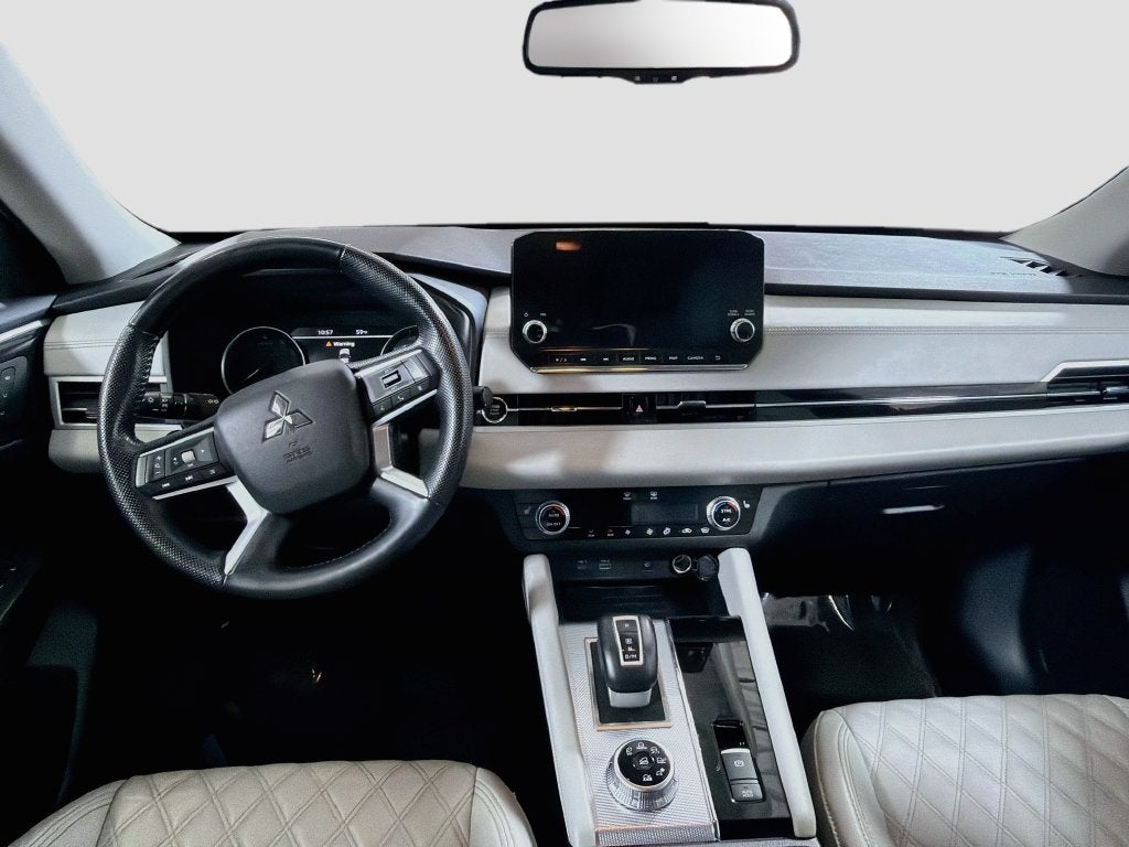 2022 Mitsubishi Outlander SEL