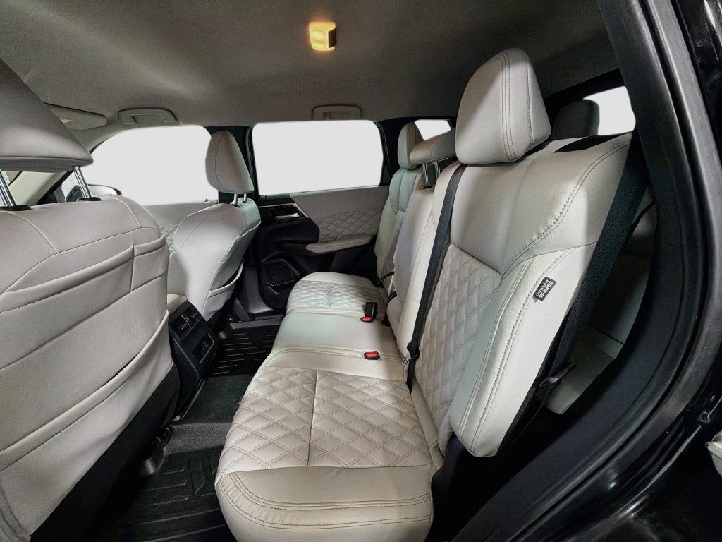 2022 Mitsubishi Outlander SEL