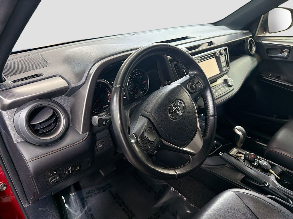 2018 Toyota RAV4 SE