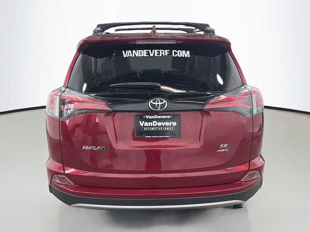 2018 Toyota RAV4 SE