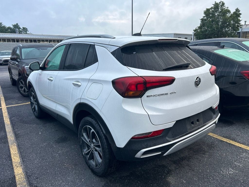 2022 Buick Encore GX Select